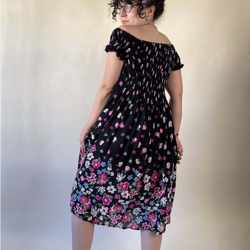 90s Vintage Black Gathered Off The Shoulder Floral Midi Dress Size S-M - Picture 4 of 5